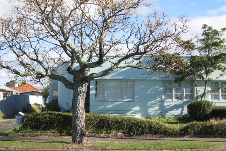 Photo of property in 27 Barker Road, Marewa, Napier, 4110