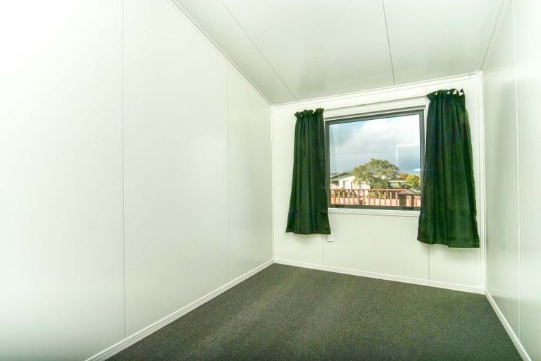 Photo of property in 19b Lyndhurst Street, Westport, 7825