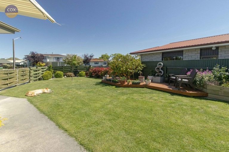 Photo of property in 153 Tait Drive, Greenmeadows, Napier, 4112