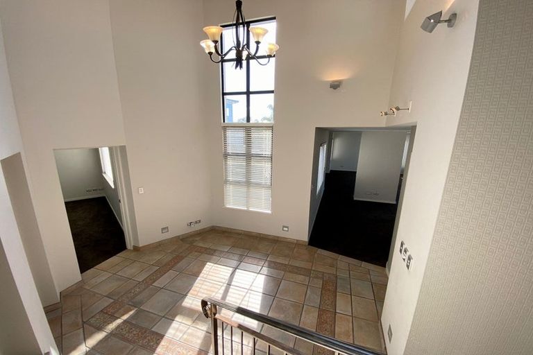 Photo of property in 49a Renoir Street, West Harbour, Auckland, 0618