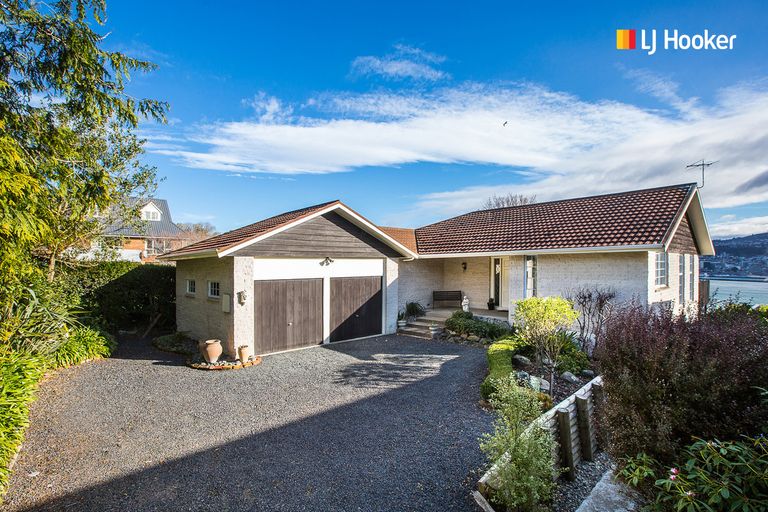 Photo of property in 11 Challis Street, Vauxhall, Dunedin, 9013