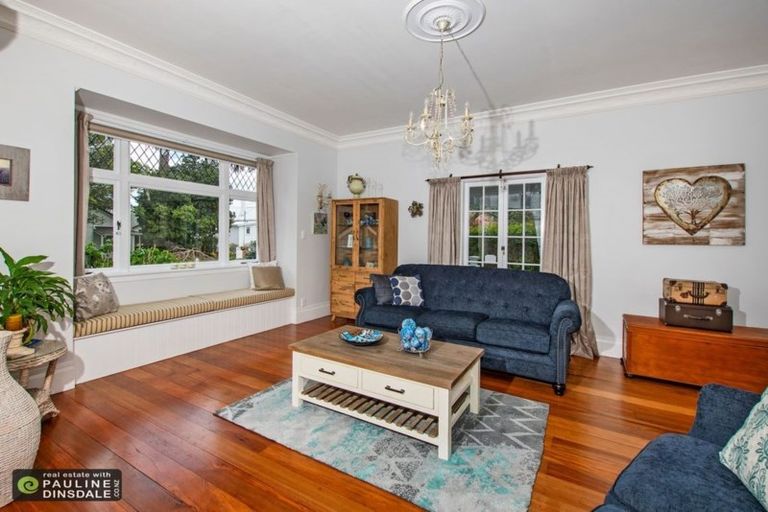 Photo of property in 17 Aubrey Street, Regent, Whangarei, 0112