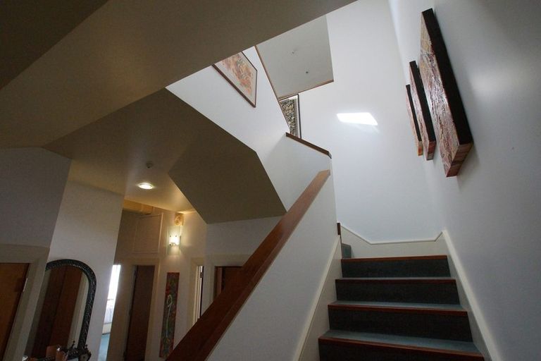 Photo of property in Dominion Apartments, 27/80 Victoria Street, Wellington Central, Wellington, 6011