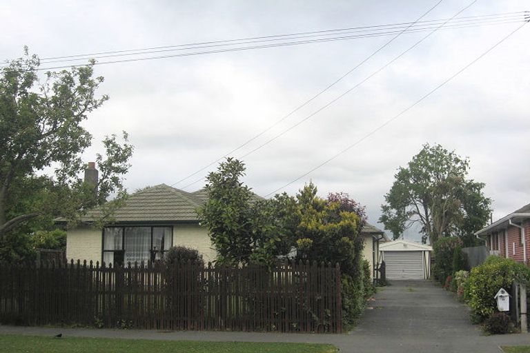 Photo of property in 21 Reynolds Avenue, Bishopdale, Christchurch, 8053
