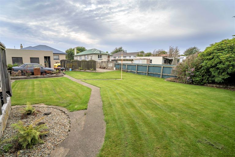 Photo of property in 1 Abbot Street, Waverley, Invercargill, 9810