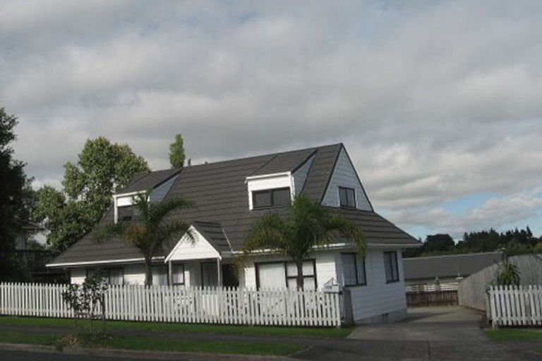Photo of property in 178 Bradbury Road, Highland Park, Auckland, 2010