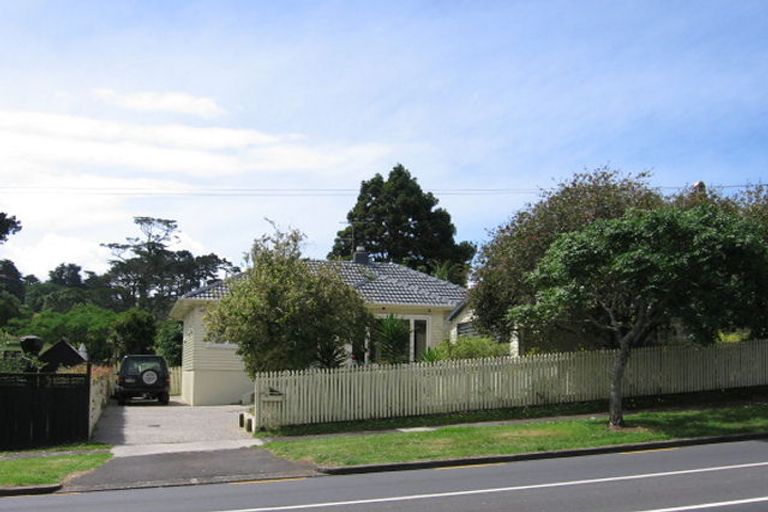 Photo of property in 76 Campbell Road, One Tree Hill, Auckland, 1061