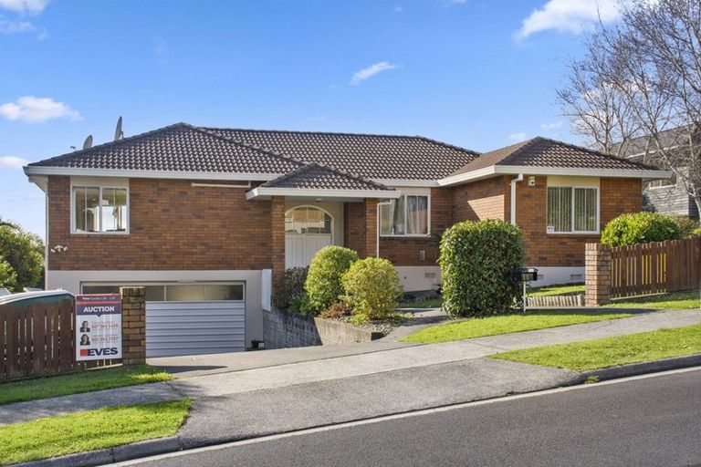 Photo of property in 15 Homestead Place, Welcome Bay, Tauranga, 3112