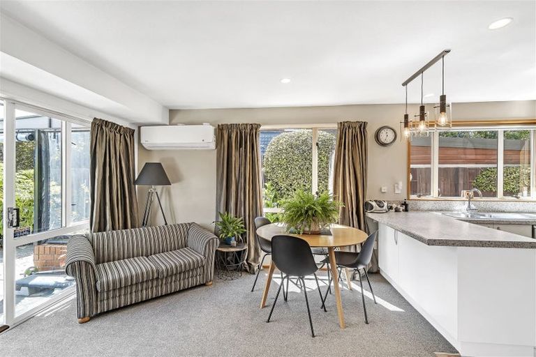 Photo of property in 100a Withells Road, Avonhead, Christchurch, 8042