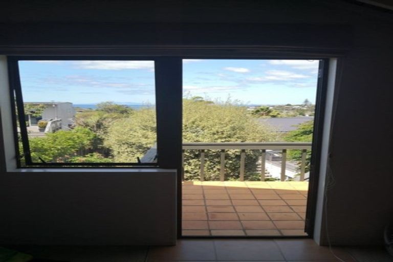 Photo of property in 2/8 Theodora Place, Mairangi Bay, Auckland, 0630