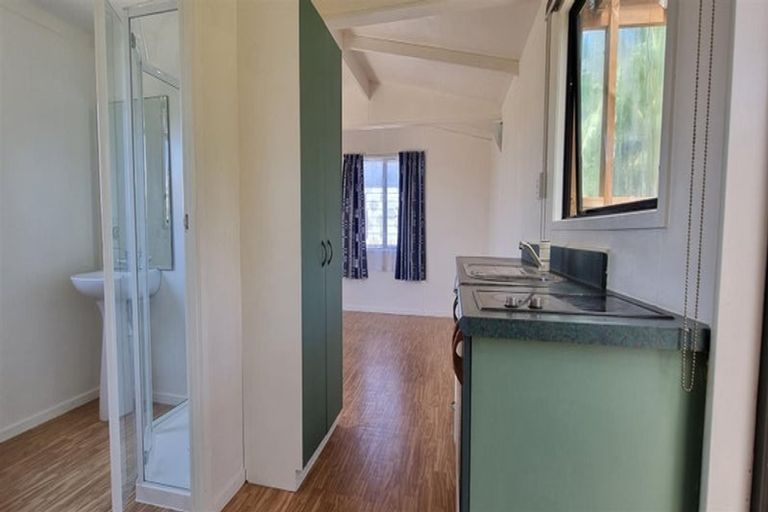 Photo of property in 229 Hepburn Road, Glendene, Auckland, 0602