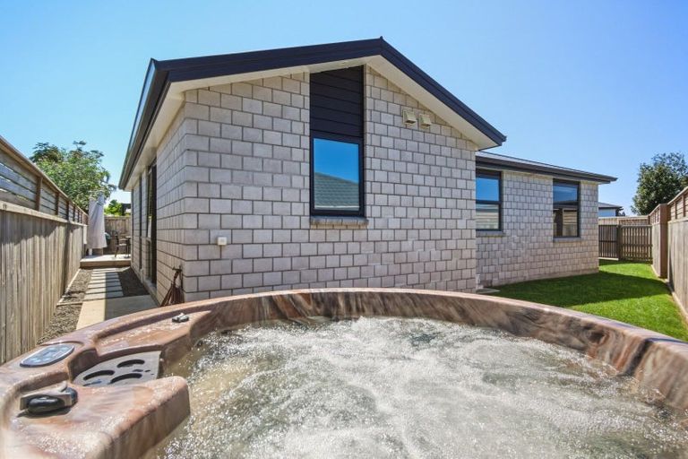 Photo of property in 7 Maara Close, Papamoa Beach, Papamoa, 3118