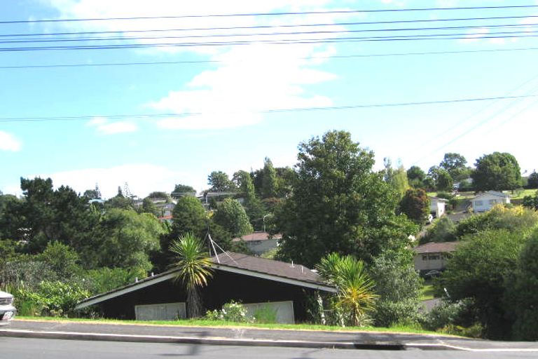 Photo of property in 1/111 Eskdale Road, Birkdale, Auckland, 0626