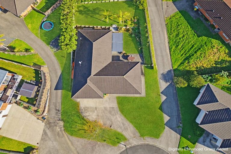 Photo of property in 40 Te Kauri Place, Helensville, 0800