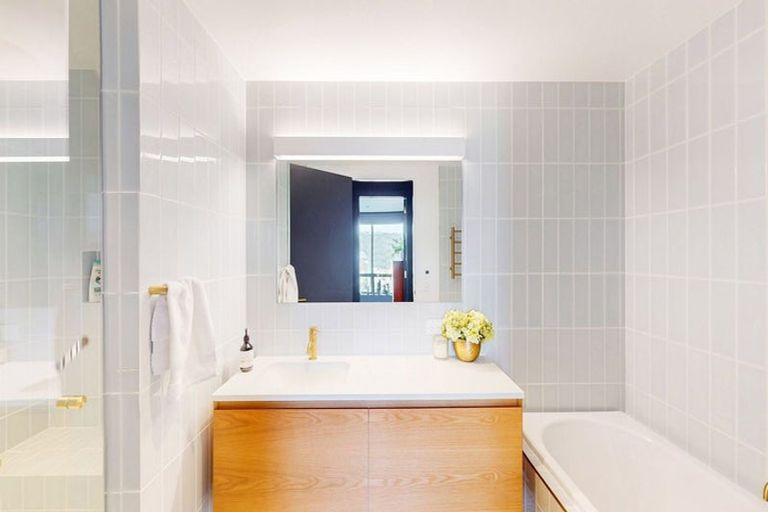 Photo of property in 308e Evans Bay Parade, Hataitai, Wellington, 6021
