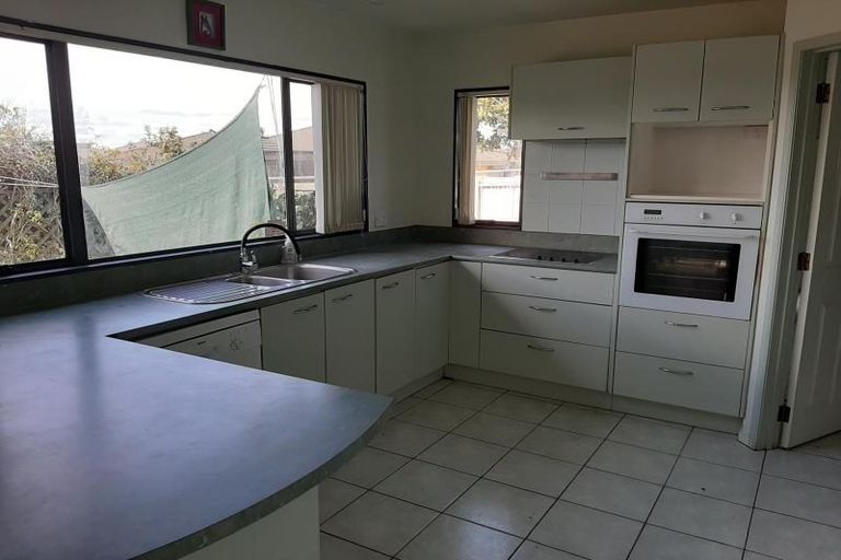 Photo of property in 12 Oxford Avenue, Te Kamo, Whangarei, 0112
