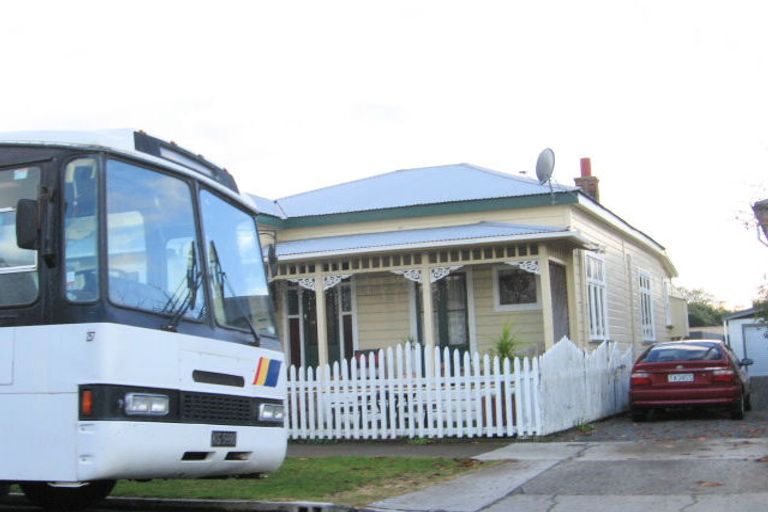 Photo of property in 27 Vigor Brown Street, Napier South, Napier, 4110