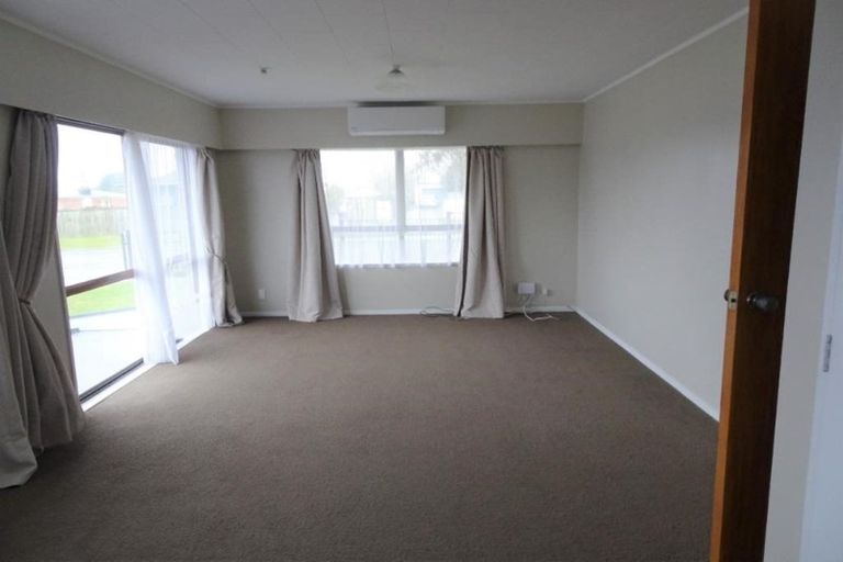 Photo of property in 27 Wingrove Road, Owhata, Rotorua, 3010