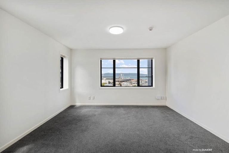 Photo of property in Westhaven Apartments, 24/127 Molesworth Street, Thorndon, Wellington, 6011