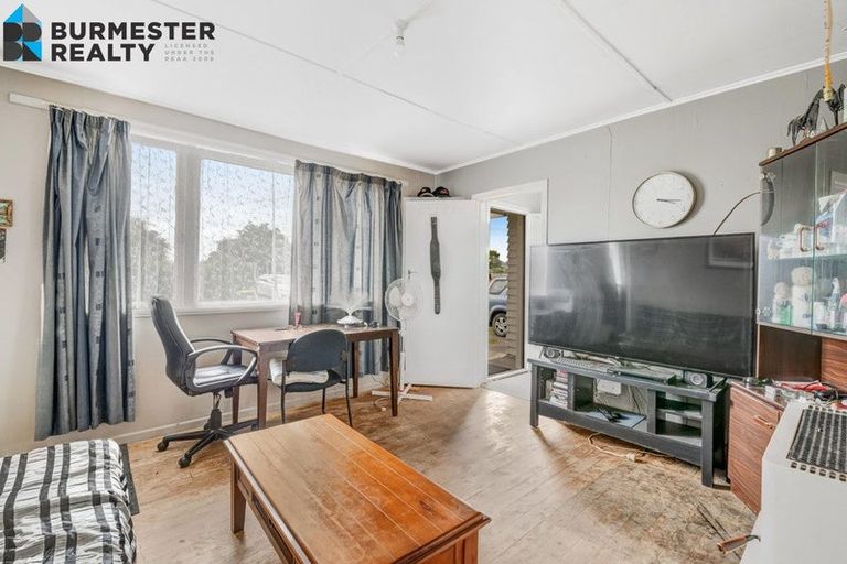 Photo of property in 233 Parkhurst Road, Parakai, 0830