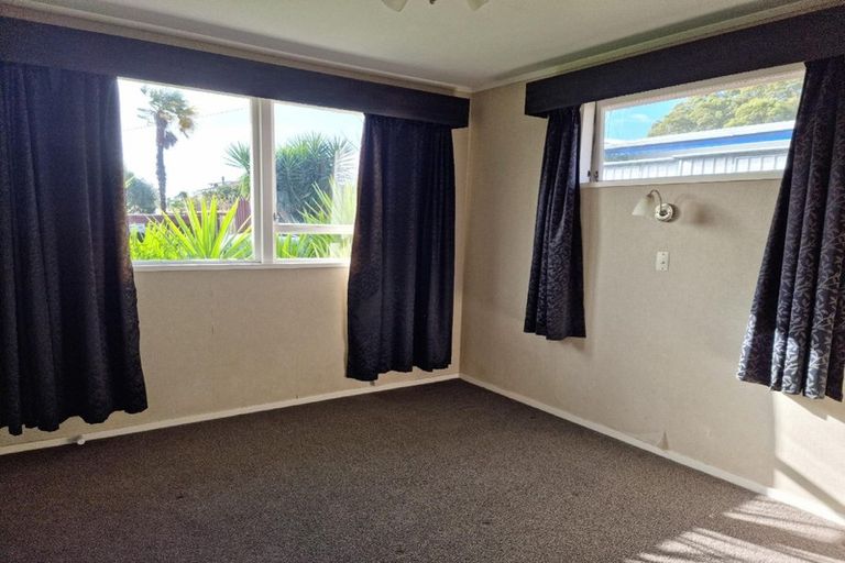 Photo of property in 11 Hall Road, Matua, Tauranga, 3110