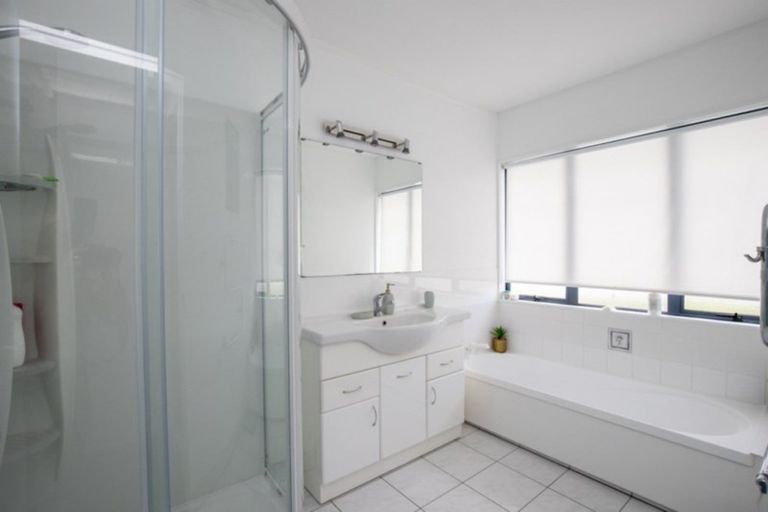 Photo of property in 25 Raratuna Street, Turua, 3574