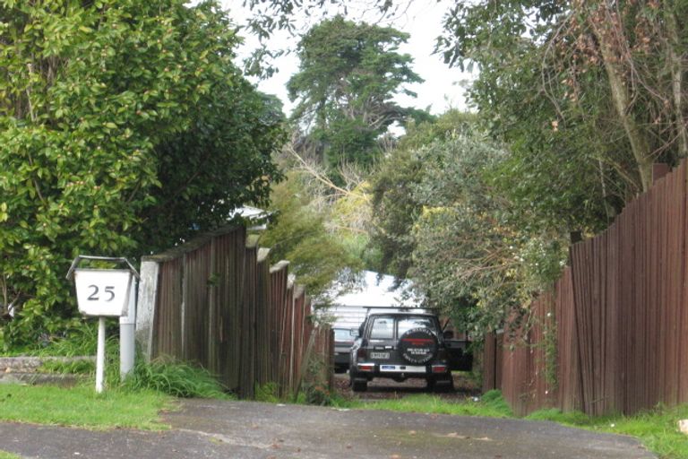 Photo of property in 25 Mcquarrie Avenue, Wattle Downs, Auckland, 2103