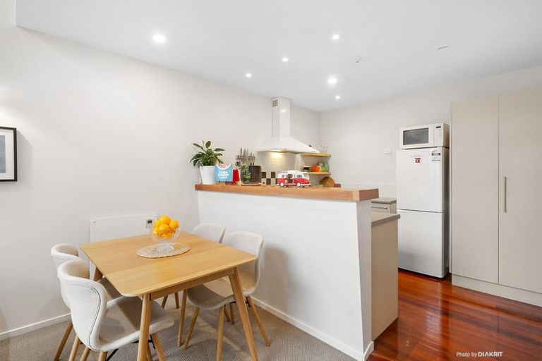 Photo of property in Marion Square Apartments, 24/26 Marion Street, Te Aro, Wellington, 6011
