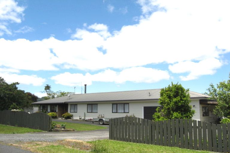 Photo of property in 72 Brookfield Road, Drury, 2577