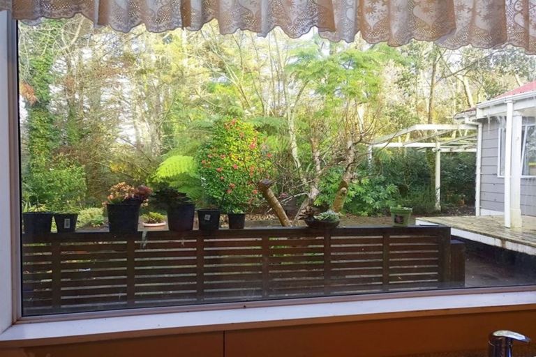 Photo of property in 65 Golding Road, Pukekohe, 2677