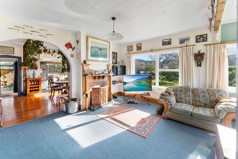 Photo of property in 88 Whitby Road, Wakefield, 7025