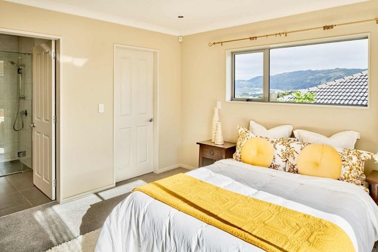 Photo of property in 21 Paparoa Crescent, Aotea, Porirua, 5024