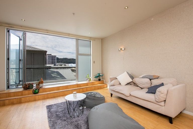 Photo of property in 255/21 Left Bank, Te Aro, Wellington, 6011