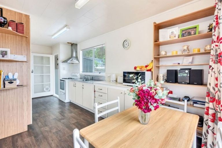 Photo of property in 1/7 Classic Grove, Bayview, Auckland, 0629