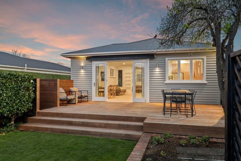 Photo of property in 159 Weston Road, St Albans, Christchurch, 8052
