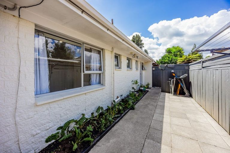 Photo of property in 1/44 Landscape Road, Papatoetoe, Auckland, 2025
