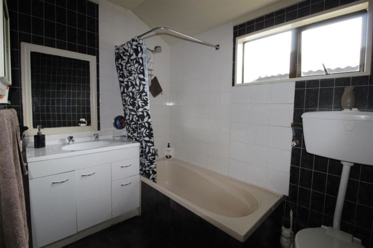 Photo of property in 54 Frome Street, Oamaru North, Oamaru, 9400
