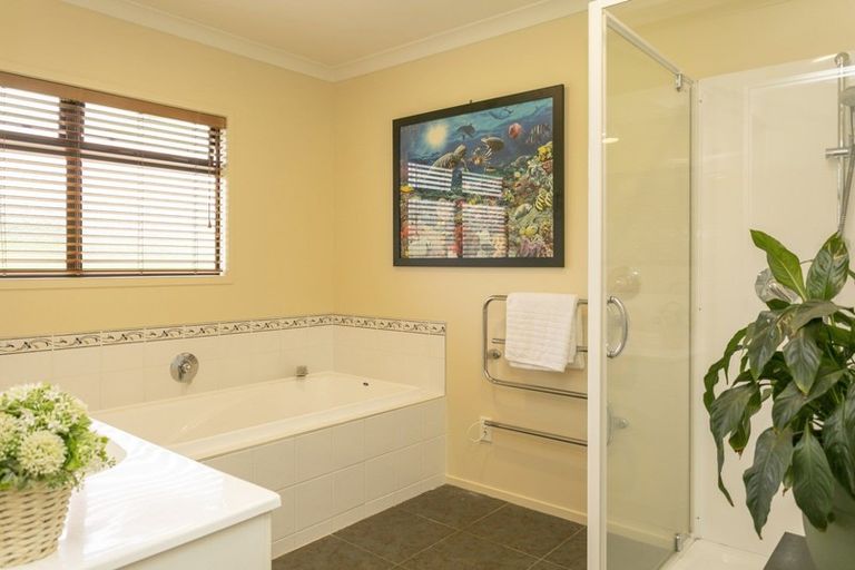 Photo of property in 7 Hurunui Lane, Kinloch, Taupo, 3377