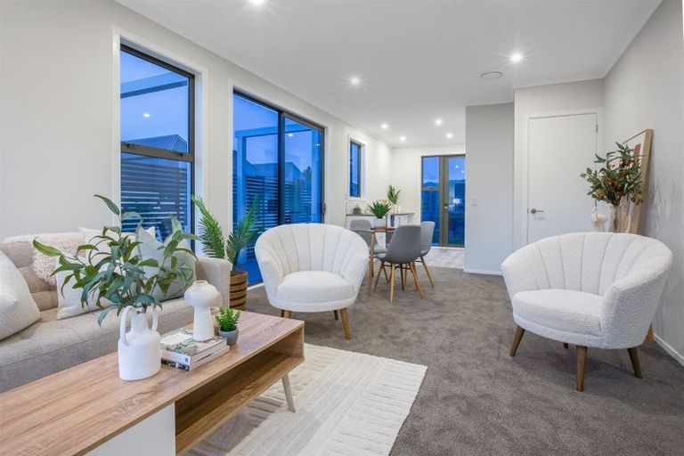 Photo of property in 2 Tokitoki Way, Kenepuru, Porirua, 5022