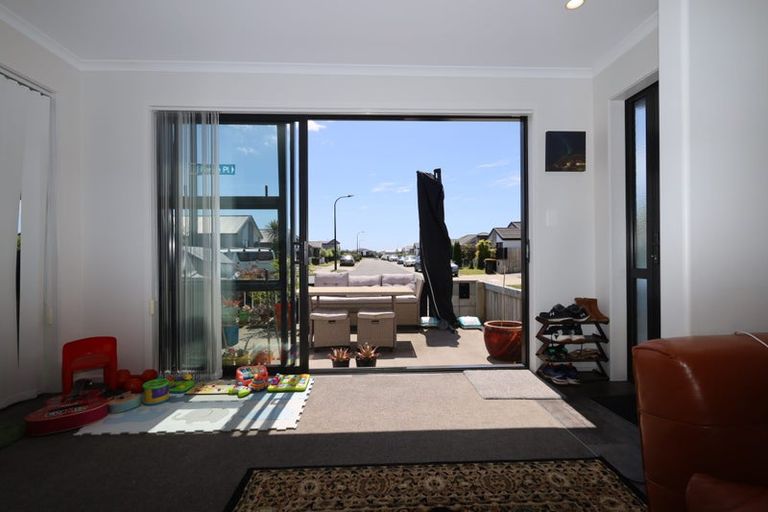 Photo of property in 59 Crown Street, Papamoa, 3118