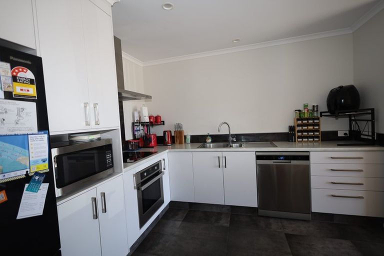 Photo of property in 59 Crown Street, Papamoa, 3118