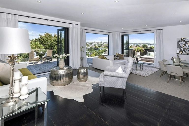 Photo of property in 184 Clovelly Road, Bucklands Beach, Auckland, 2012