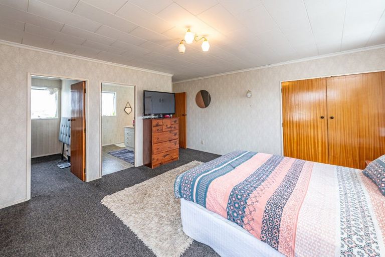 Photo of property in 6 Murch Place, Tawhero, Whanganui, 4500