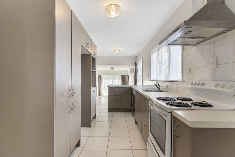 Photo of property in 17 Wilson Place, Papakura, 2110