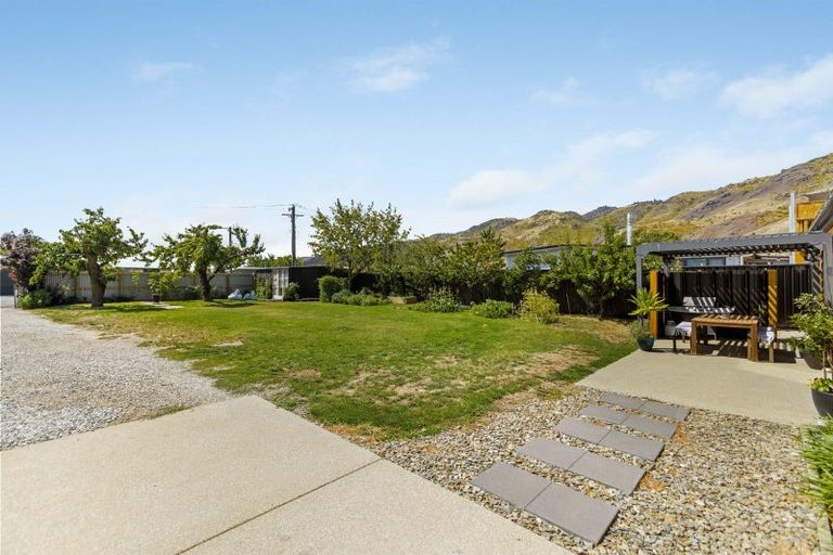 Photo of property in 14 Ortive Street, Cromwell, 9310