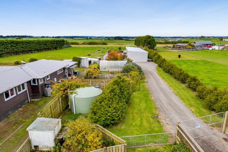 Photo of property in 5883 Mountain Road, Normanby, Hawera, 4673