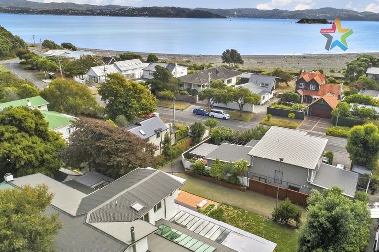 Photo of property in 437 Muritai Road, Eastbourne, Lower Hutt, 5013