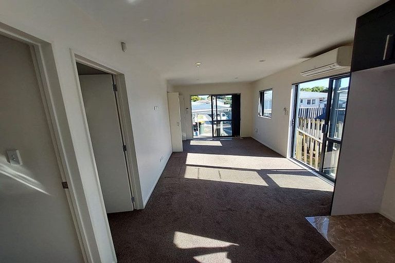 Photo of property in 16 Ruth Street, Manurewa, Auckland, 2102