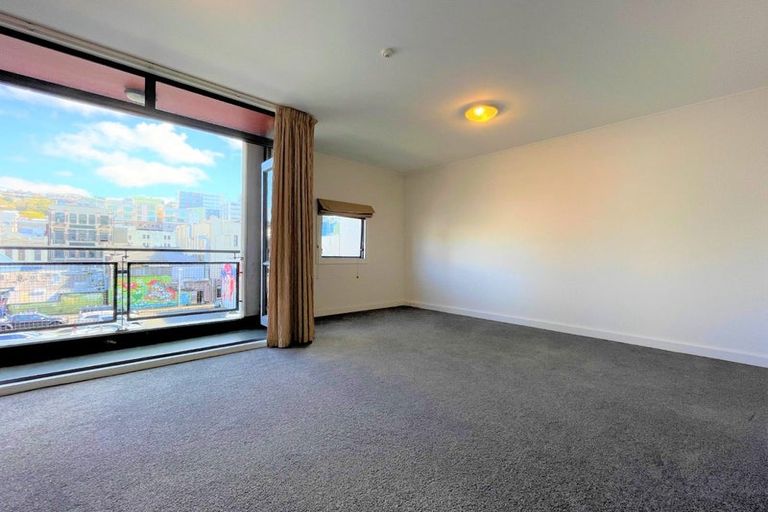 Photo of property in Hannahs Corner, 27/8 Leeds Street, Te Aro, Wellington, 6011