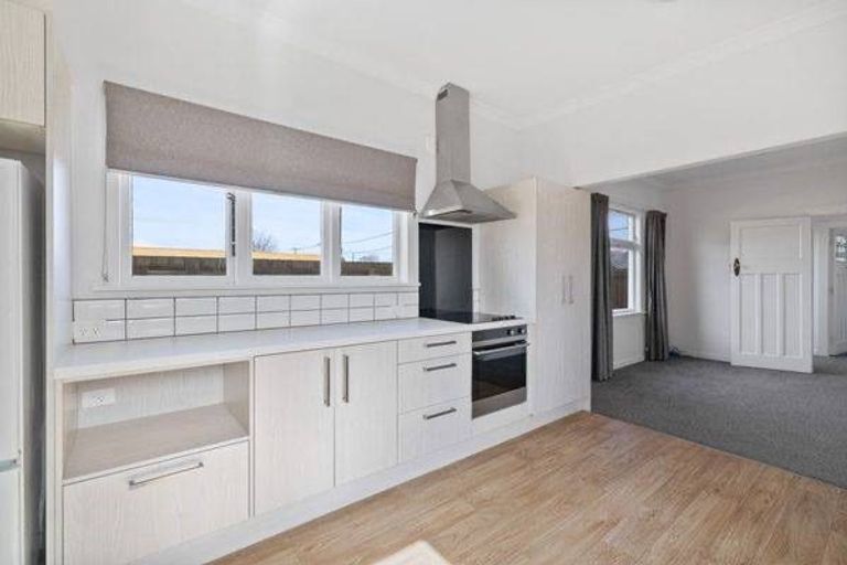 Photo of property in 140 Hills Road, Edgeware, Christchurch, 8013